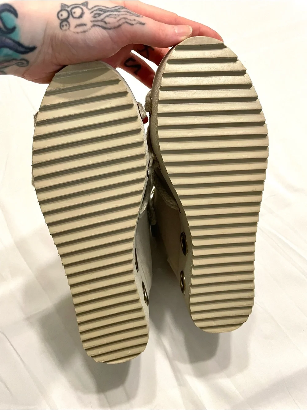Yru esqape featuring sheidlina platform rope accent sneakers